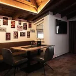 Philson Apartment *